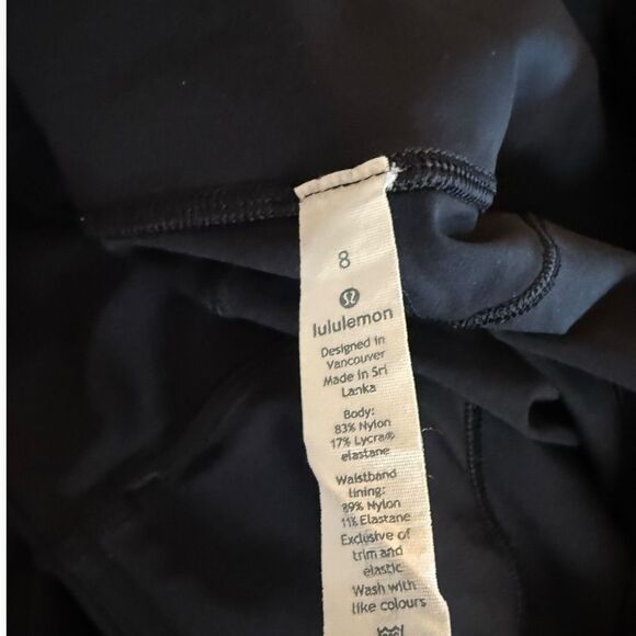 Lululemon Reflective Runners Leggings - Picture 4 of 5